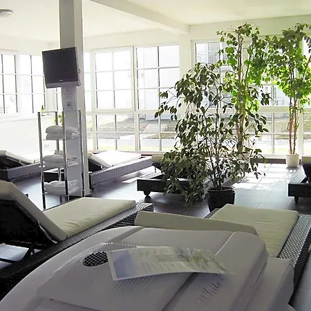 Golfhotel Hebelhof Бад-Беллинген